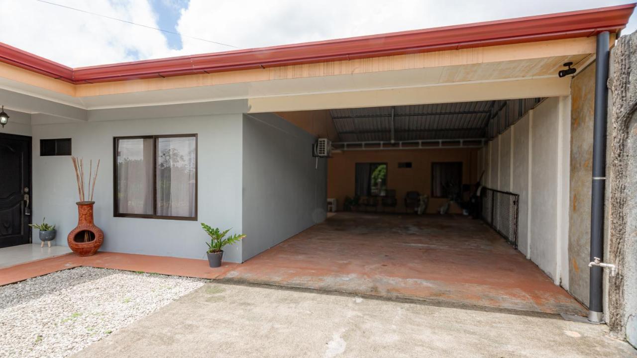Casa Las Tres Marias La Fortuna Exterior photo